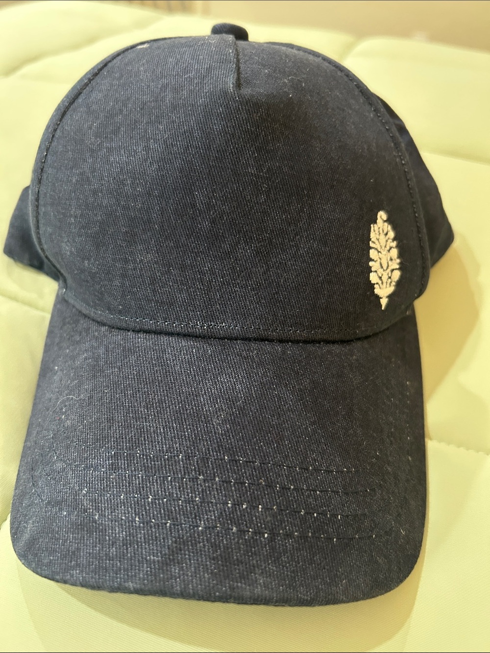 Women’s free people  hat with Embroidered Leaf Accent
